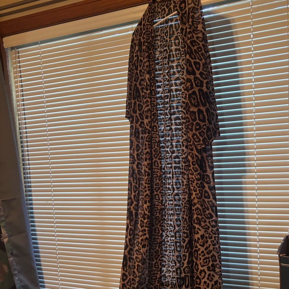 CT Leopard Duster